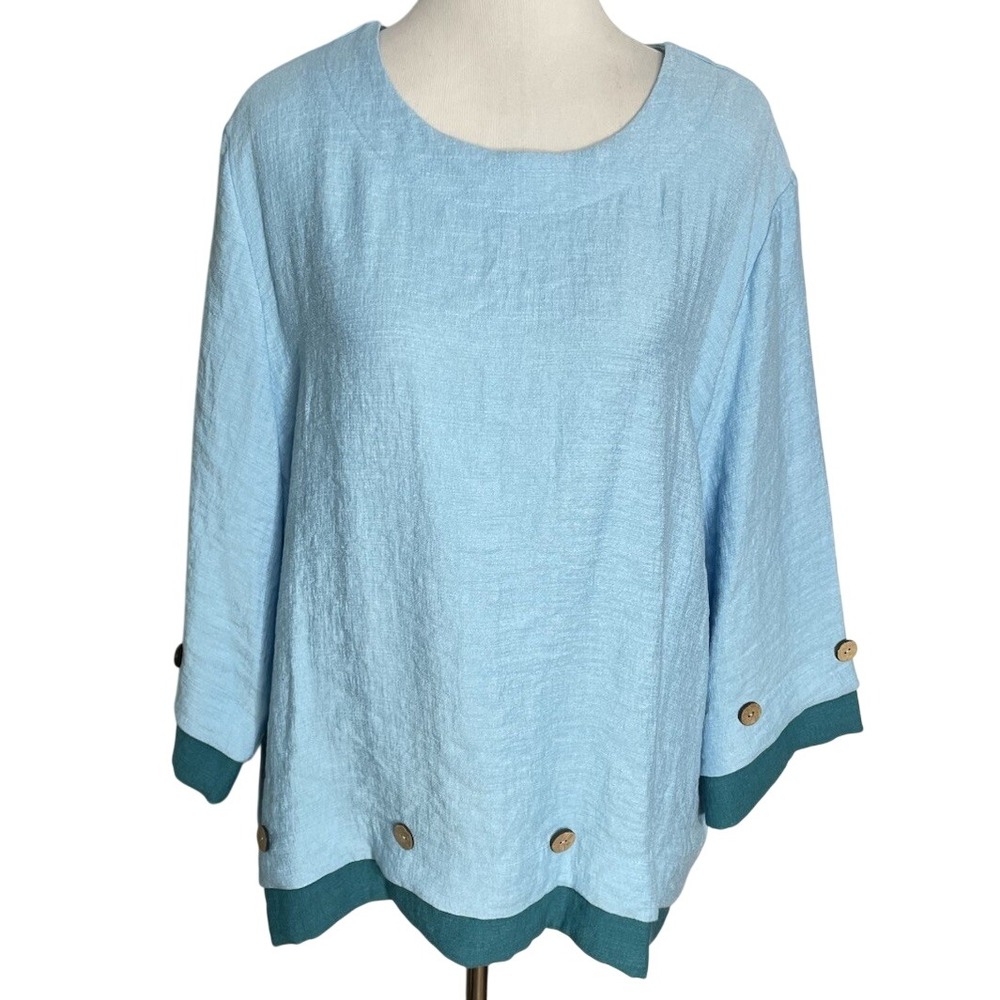 Norm Thompson Women 1X Blue  Bamboo Blend Wood Buttons Tunic Top Coastal NEW